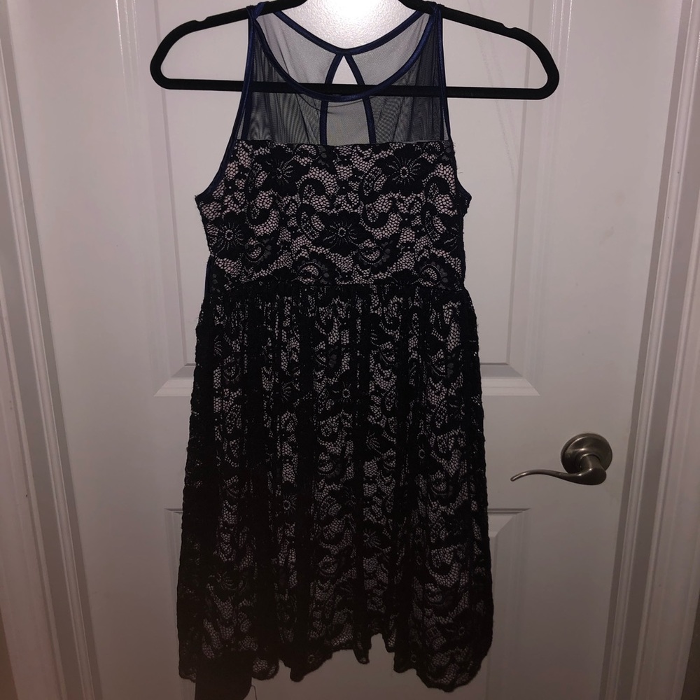 Navy Blue Lace Sleeveless Dress